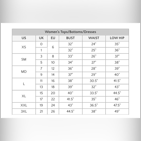 NWT Her Universe Disney Mickey And Friends AOP leggings 2x/5X - Picture 12 of 14